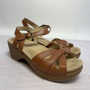 Dansko Season Sandals Camel Brown Leather Strappy Wedge Women's size 39 / 8.5